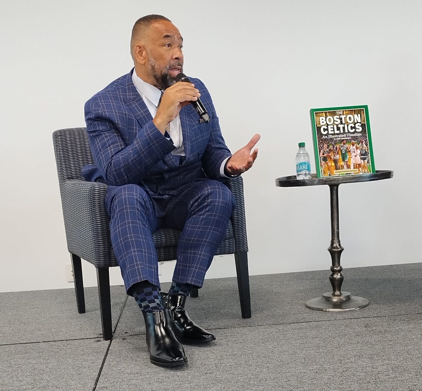  Table-top book captures 170 Boston Celtics ‘moments’