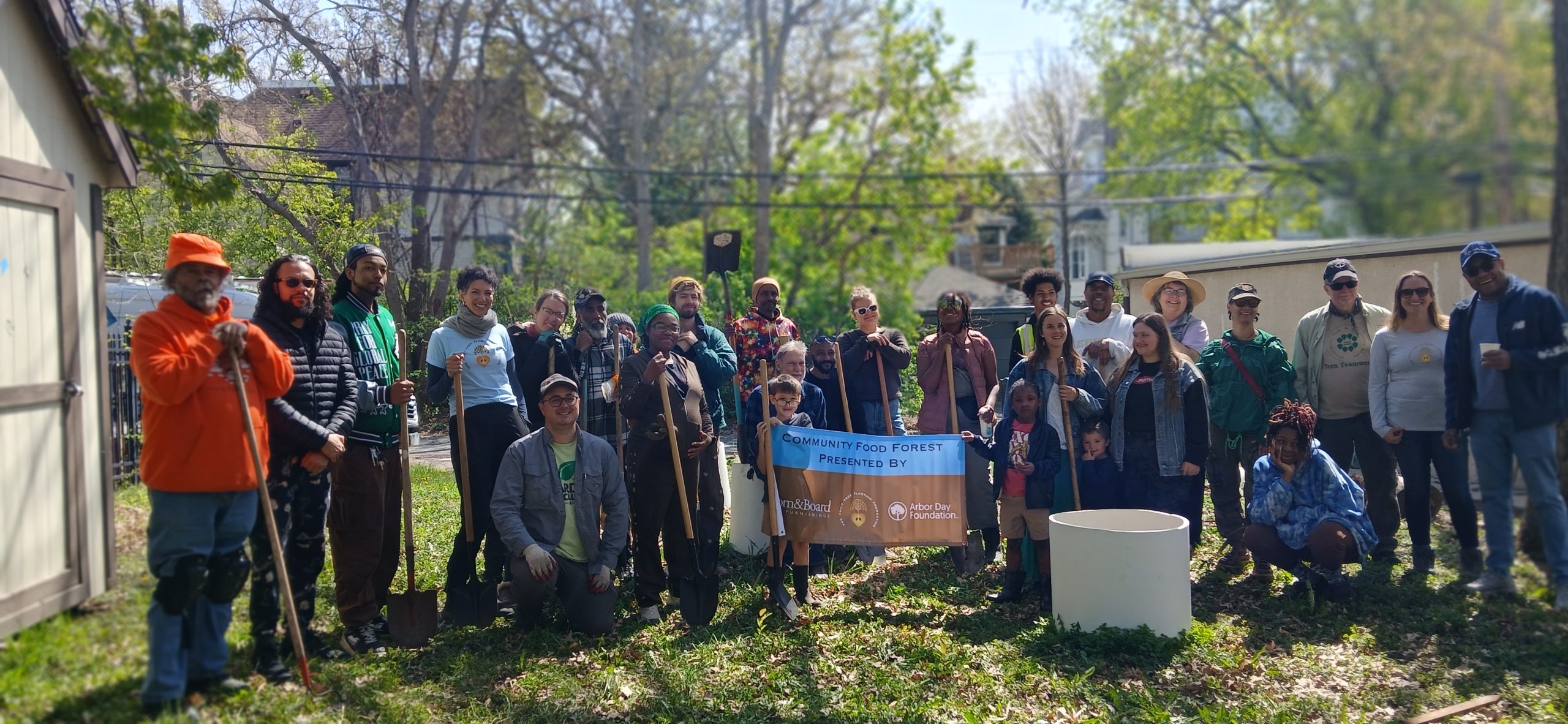 As food insecurity grows in North Minneapolis, neighbors turn to technology and community farming for solutions