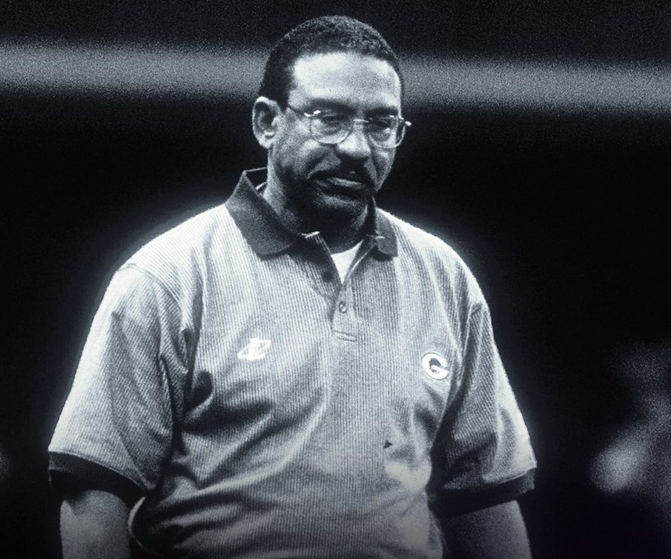 Trailblazing NFL coordinator denied a head coaching shot, dies at 83 