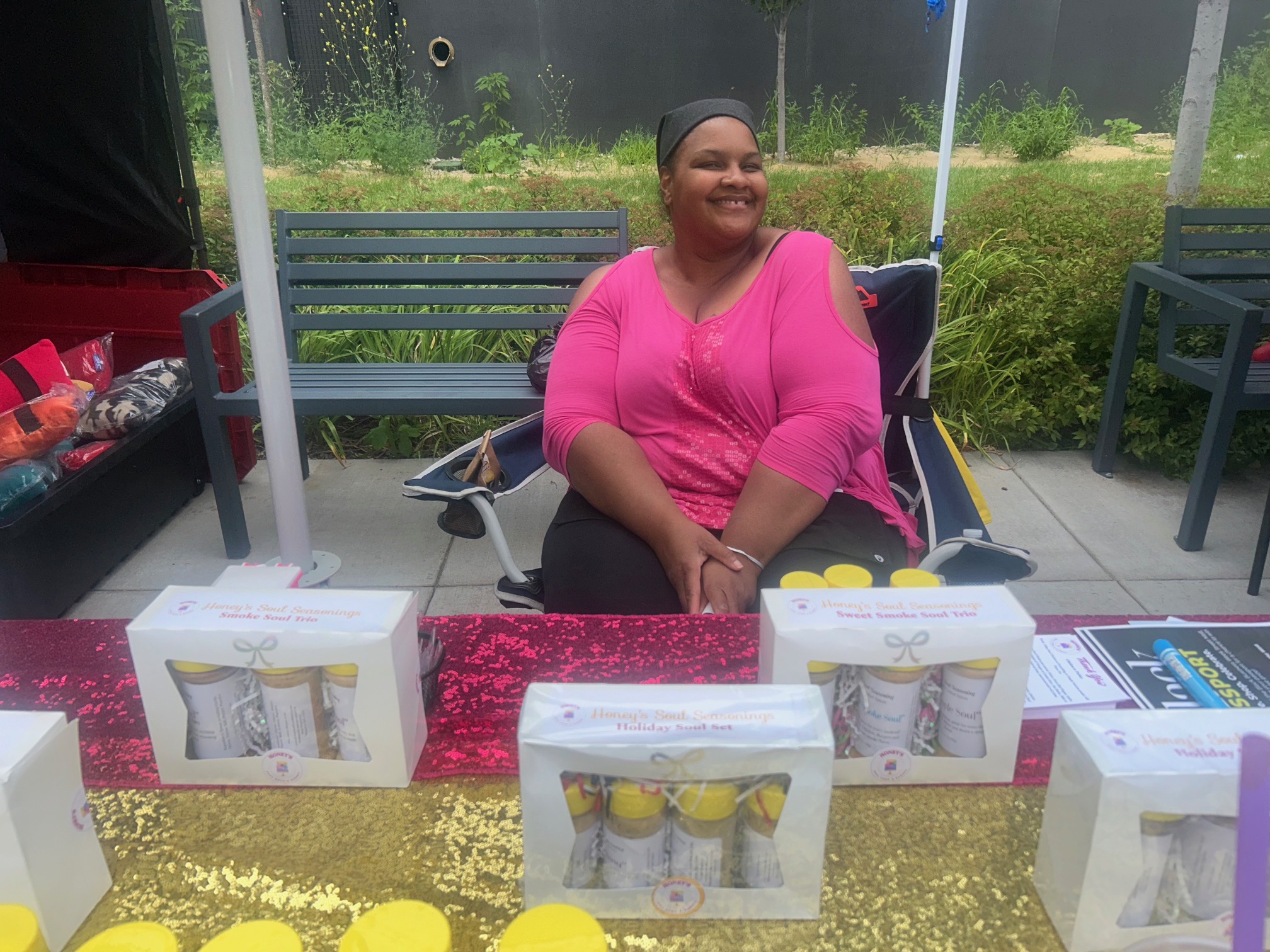 Honey’s Soul Food & Bakery seasons its way past a health setback